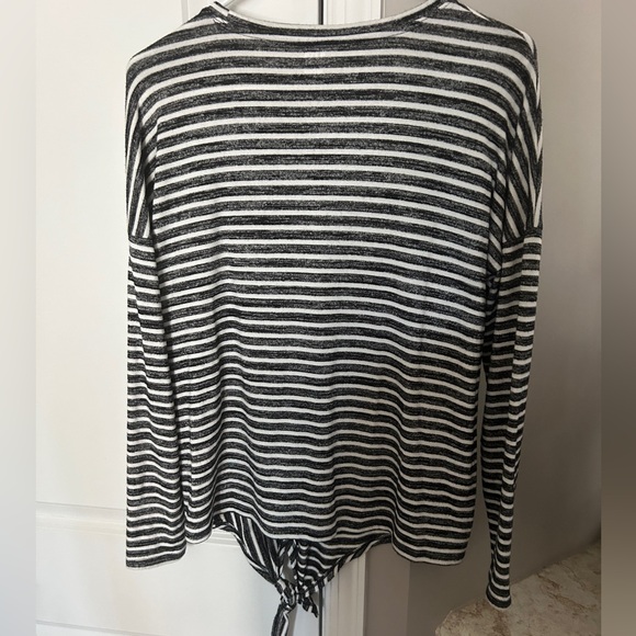 a.n.a crew neck long sleeve striped side tie tunic top size small - Picture 5 of 9